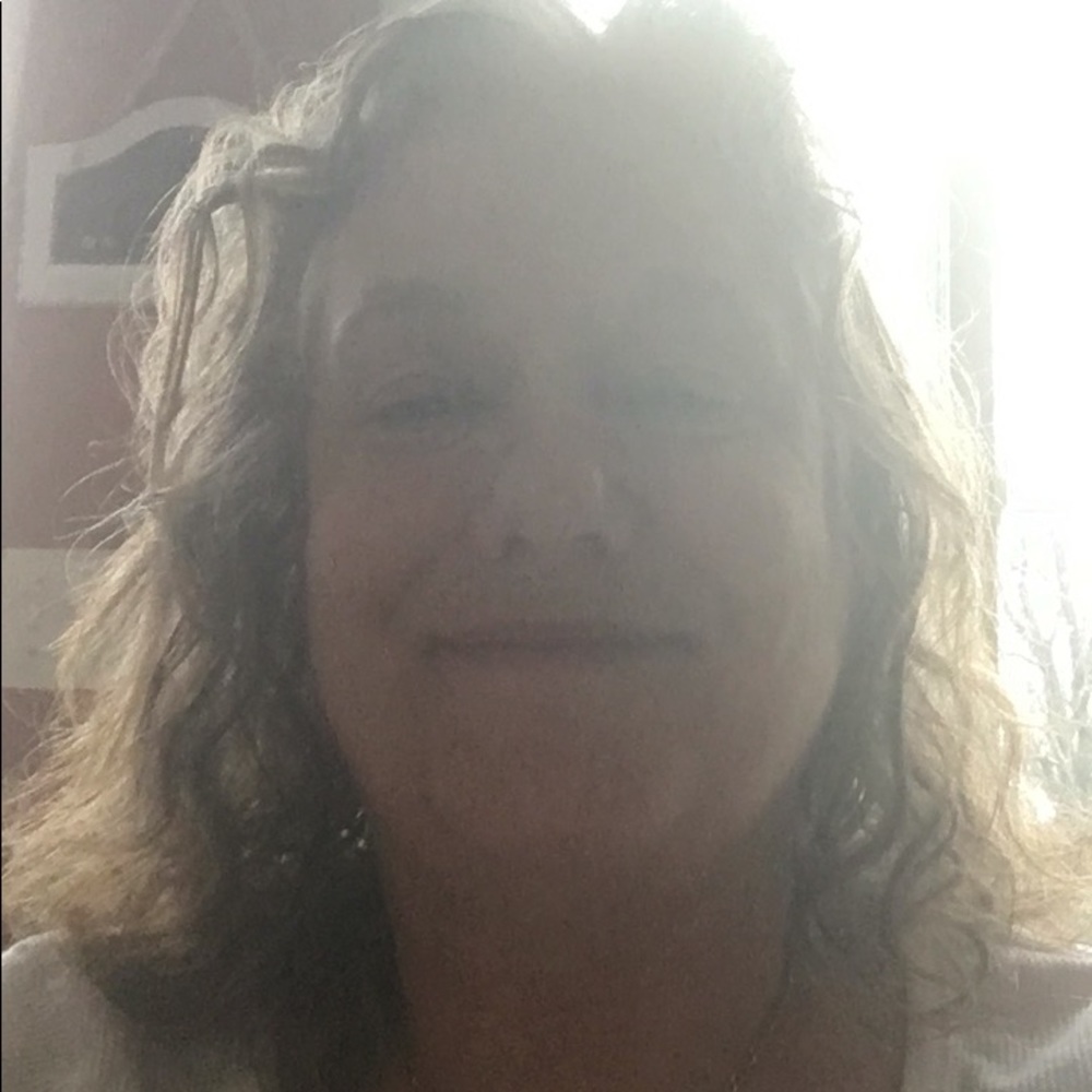 Meet your Posher, Sharon